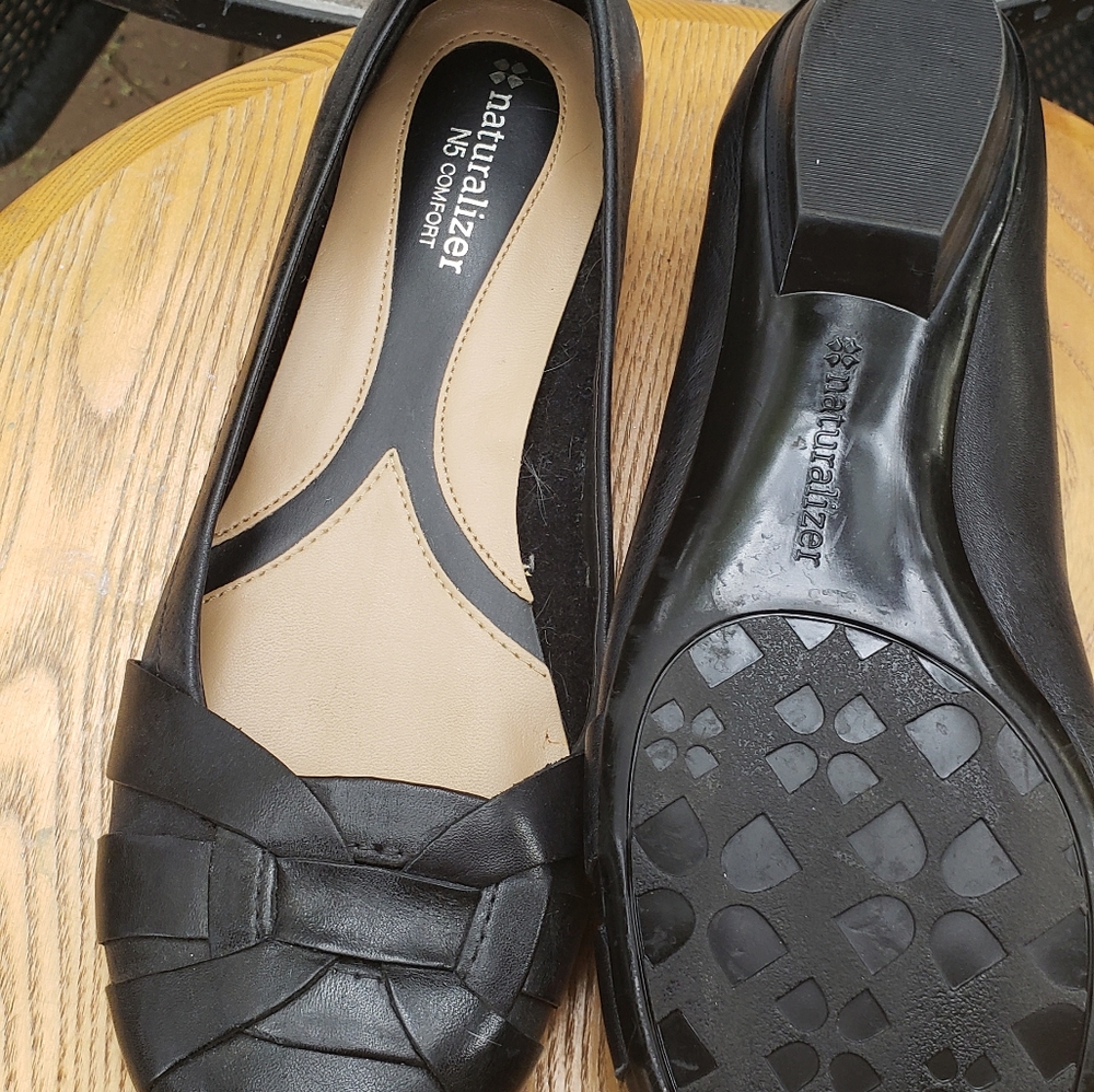 Naturalizer leather Maude flats